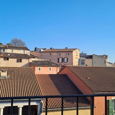 Appartement Charmant En Provence ドラギニャン エクステリア 写真
